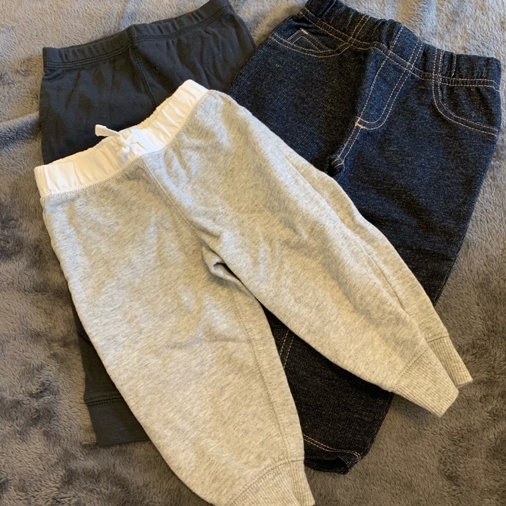 Lot of 3 Carters pants size 12 months